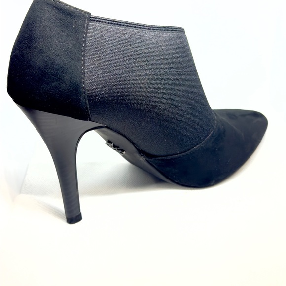 Vera Wang Ankle Booties Black Heel - Picture 7 of 7